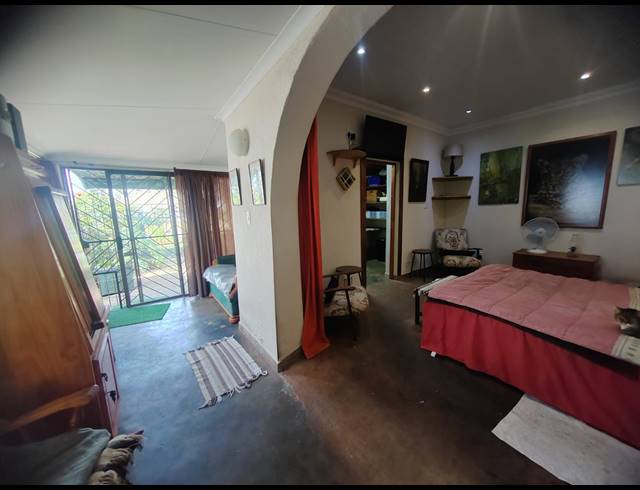 3 BEDROOM FREESTANDING FOR SALE IN BOKSBURG CENTRAL
